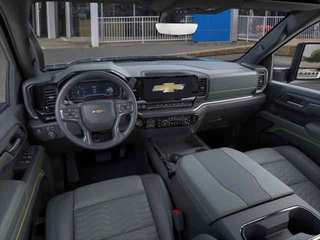 2025 Chevrolet Silverado 2500HD 4WD Crew Cab Standard Bed ZR2