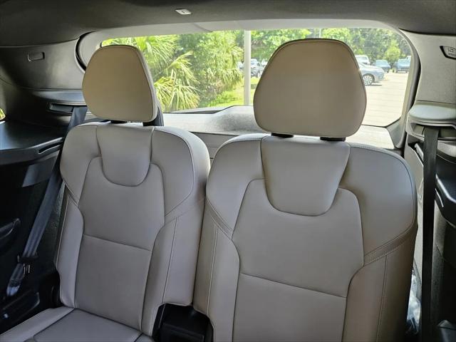 2026 Volvo XC90 Plus, B6 AWD Gas (mild hybrid), Gasoline, Bright, 7 Seats