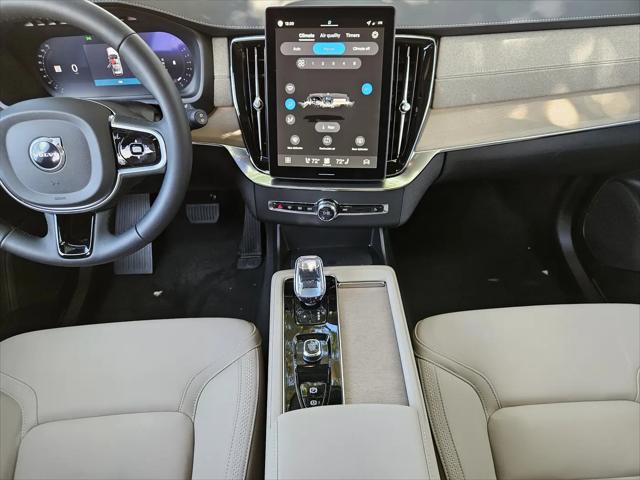 2026 Volvo XC90 Plus, B6 AWD Gas (mild hybrid), Gasoline, Bright, 7 Seats