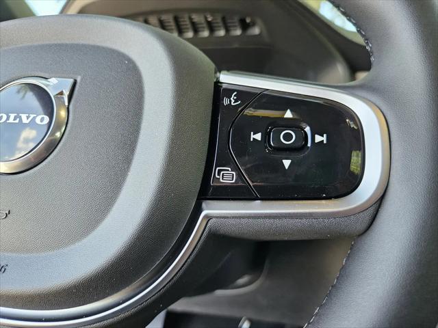 2026 Volvo XC90 Plus, B6 AWD Gas (mild hybrid), Gasoline, Bright, 7 Seats
