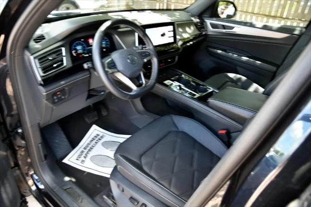 2024 Volkswagen Atlas Cross Sport 2.0T SE w/Technology