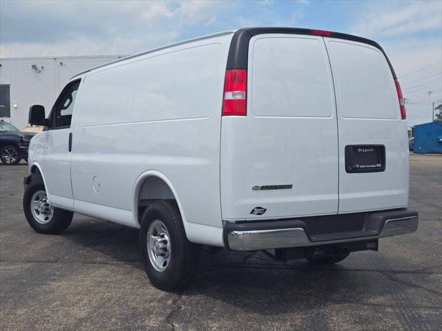 2025 Chevrolet Express Cargo Van RWD 2500 Regular Wheelbase WT