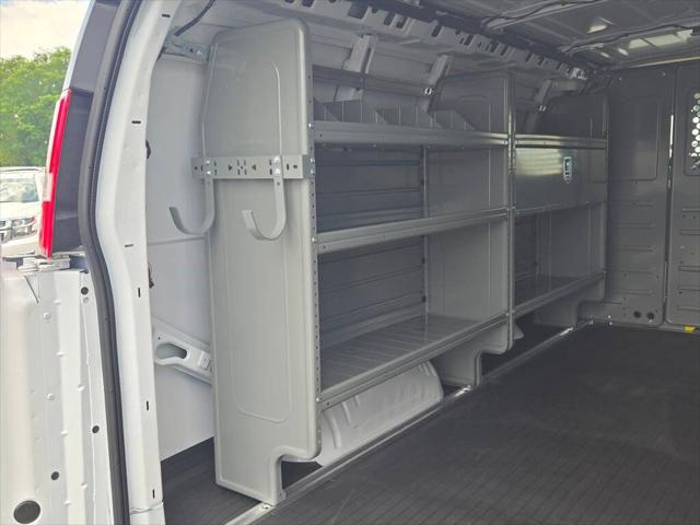 2025 Chevrolet Express Cargo Van RWD 2500 Regular Wheelbase WT