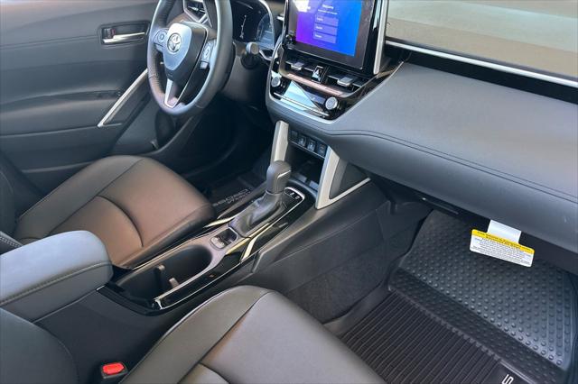 2025 Toyota Corolla Cross XLE