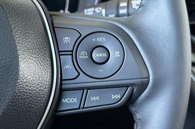 2025 Toyota Corolla Cross XLE