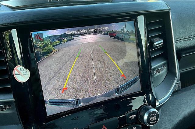 2024 Ram 1500 Laramie Crew Cab 4x2 5'7" Box