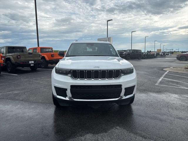 2021 Jeep Grand Cherokee L Laredo 4x4