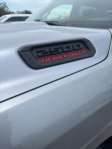 2020 RAM 2500 Big Horn Crew Cab 4X4 64 Box