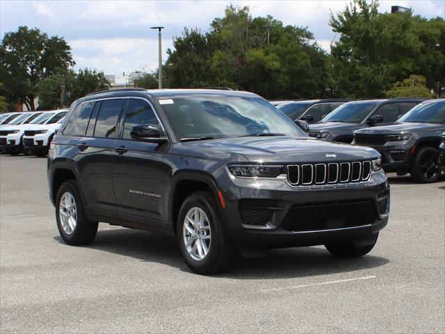 2025 Jeep Grand Cherokee GRAND CHEROKEE LAREDO X 4X2