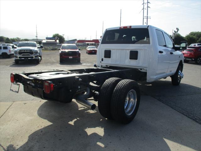 2025 RAM 3500 Chassis Tradesman/Big Horn