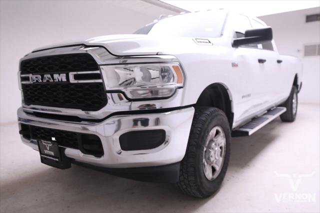 2022 RAM 2500 Tradesman Crew Cab 4x4 8 Box