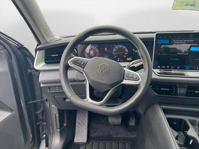 2025 Volkswagen Tiguan 2.0T SE