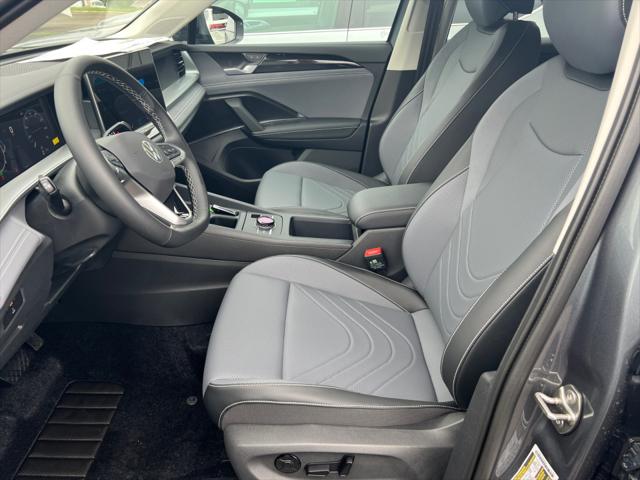 2025 Volkswagen Tiguan 2.0T SE