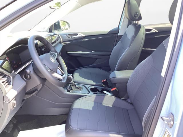 2025 Volkswagen Taos 1.5T SE Black