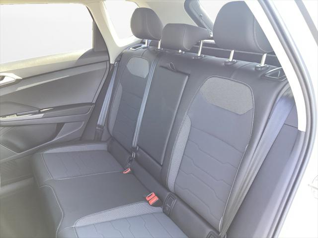 2025 Volkswagen Taos 1.5T SE Black