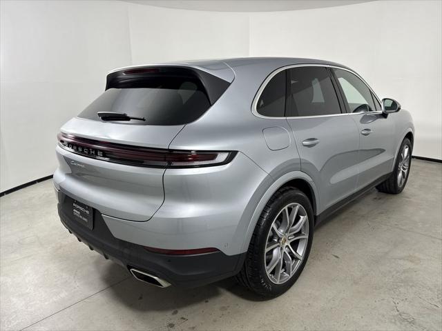 2025 Porsche Cayenne Unknown