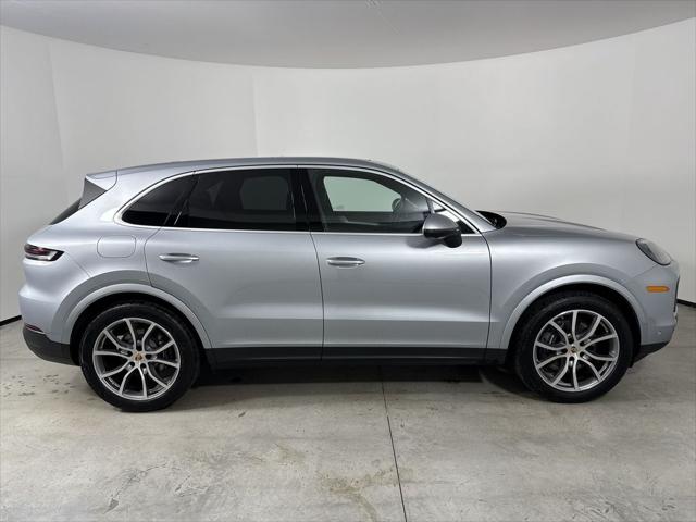 2025 Porsche Cayenne Unknown