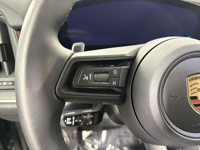 2025 Porsche Cayenne Unknown