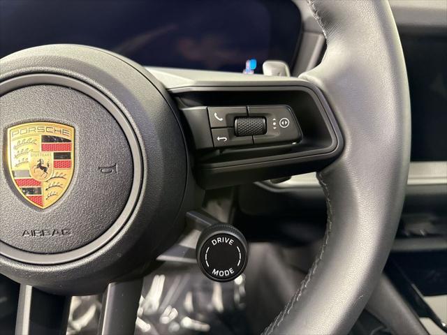 2025 Porsche Cayenne Unknown