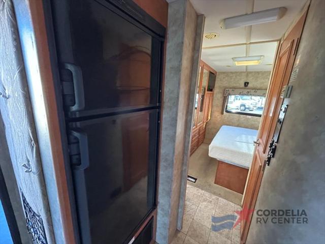 2008 Ford E-450 Cutaway Unknown