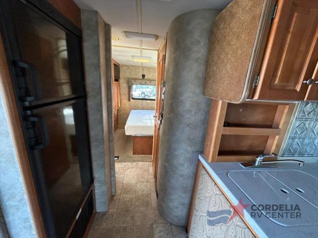 2008 Ford E-450 Cutaway Unknown