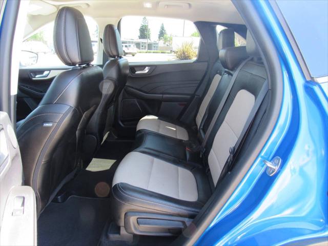 2021 Ford Escape Titanium Hybrid