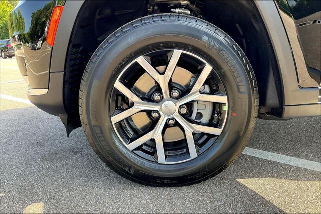 New 2025 Jeep Grand Cherokee L For Sale in Millington, TN