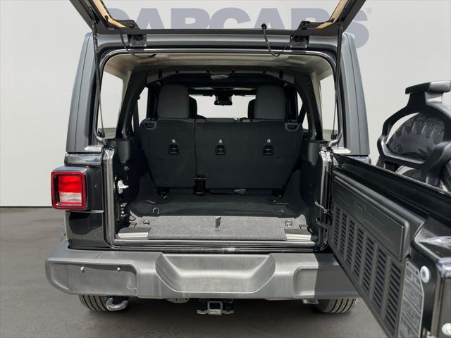 2025 Jeep Wrangler 4-Door Summit 4x4