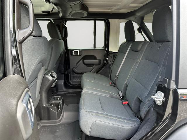 2025 Jeep Wrangler 4-Door Summit 4x4
