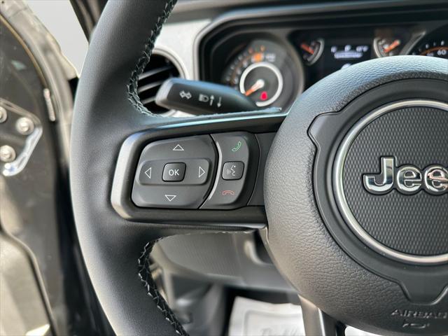2025 Jeep Wrangler 4-Door Summit 4x4