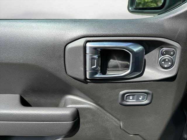 2025 Jeep Wrangler 4-Door Summit 4x4
