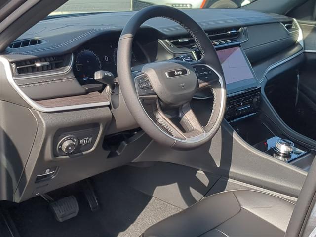 2025 Jeep Grand Cherokee GRAND CHEROKEE LIMITED 4X2