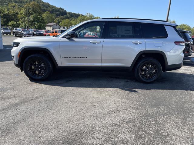 2025 Jeep Grand Cherokee GRAND CHEROKEE L ALTITUDE 4X4