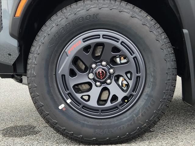 2025 Nissan Frontier Crew Cab PRO-4X 4x4