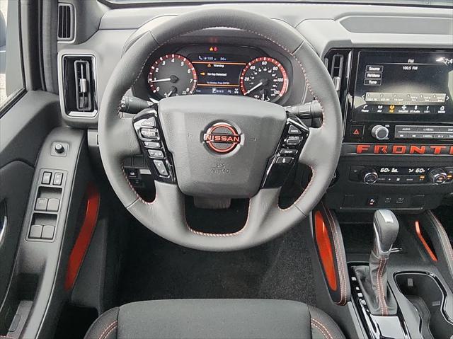 2025 Nissan Frontier Crew Cab PRO-4X 4x4