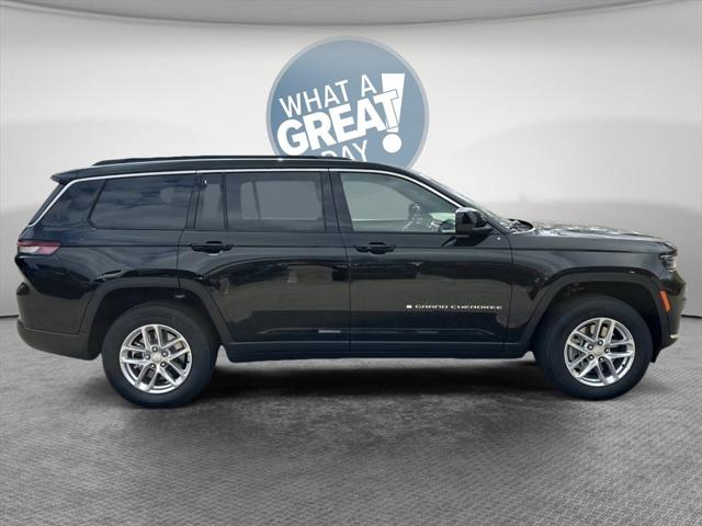 2025 Jeep Grand Cherokee GRAND CHEROKEE L LAREDO X 4X4