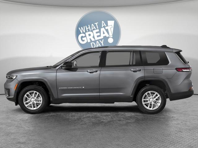 2025 Jeep Grand Cherokee GRAND CHEROKEE L LAREDO X 4X4