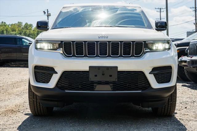 2025 Jeep Grand Cherokee GRAND CHEROKEE L LAREDO X 4X4