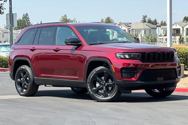 2025 Jeep Grand Cherokee GRAND CHEROKEE ALTITUDE X 4X4