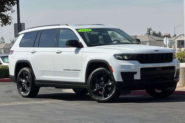 2025 Jeep Grand Cherokee GRAND CHEROKEE L ALTITUDE X 4X2