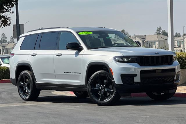 2025 Jeep Grand Cherokee GRAND CHEROKEE L ALTITUDE X 4X2 2025 Jeep Grand Cherokee GRAND CHEROKEE L ALTITUDE X 4X2