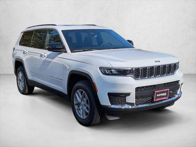 2025 Jeep Grand Cherokee Laredo X 4x4