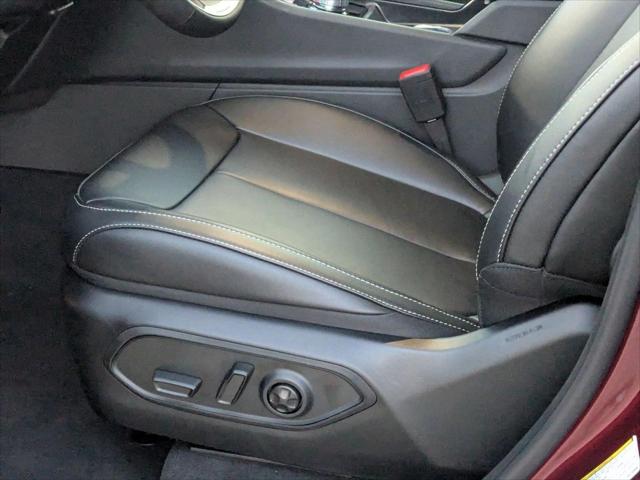 2025 Jeep Grand Cherokee Limited 4x2