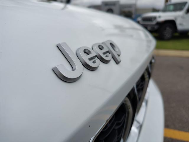 2025 Jeep Grand Cherokee GRAND CHEROKEE LIMITED 4X2