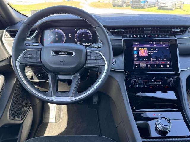 2025 Jeep Grand Cherokee GRAND CHEROKEE L ALTITUDE X 4X4