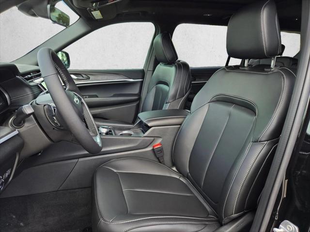 2025 Jeep Grand Cherokee Limited 4x2