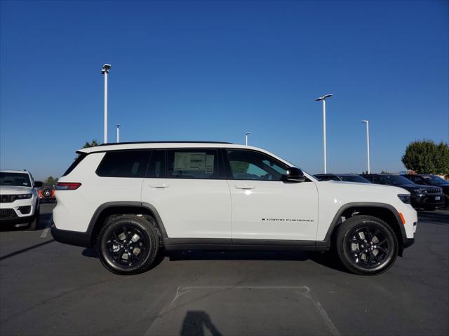 2025 Jeep Grand Cherokee GRAND CHEROKEE L ALTITUDE X 4X4