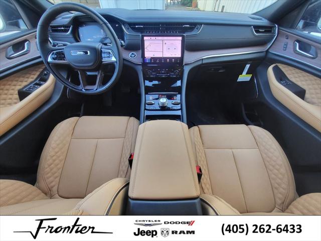 2025 Jeep Grand Cherokee GRAND CHEROKEE SUMMIT 4X4