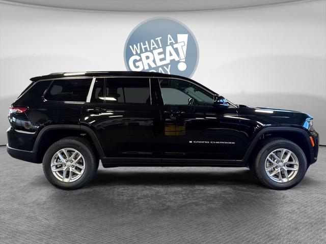 2025 Jeep Grand Cherokee GRAND CHEROKEE L LAREDO X 4X4