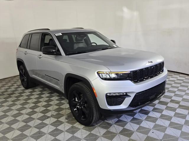 2025 Jeep Grand Cherokee GRAND CHEROKEE LIMITED 4X2